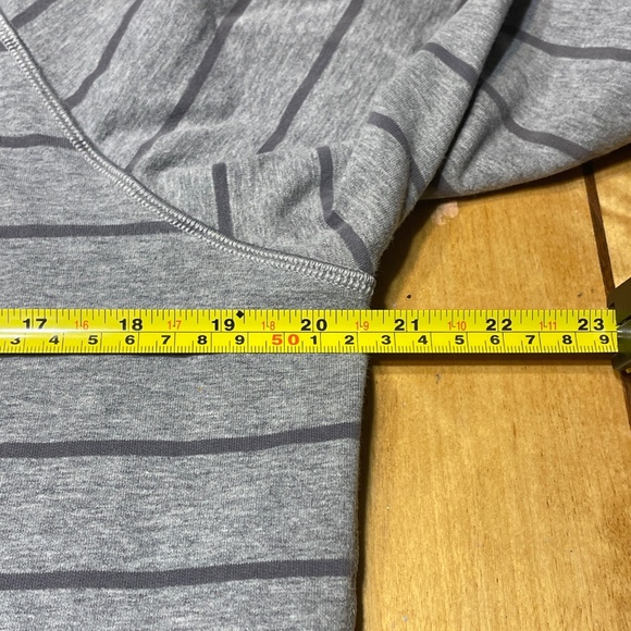 Lululemon Gray Stripe Rollin With My Omies Hoodie Sweatshirt Size XL - Picture 6 of 15